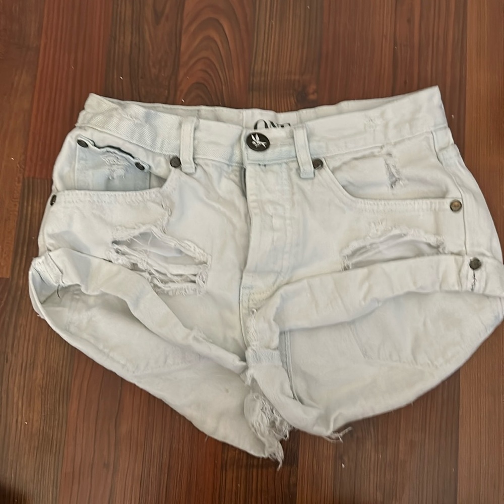 One teaspoon shorts